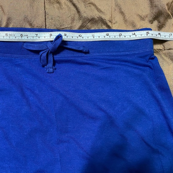 **DONATING - MAKE AN OFFER** 🌟NWOT Casual blue skirt - Picture 5 of 5